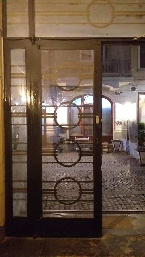 Nice Studio In Old Town Bukarest Exteriör bild