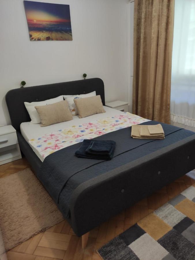 Nice Studio In Old Town Bukarest Exteriör bild